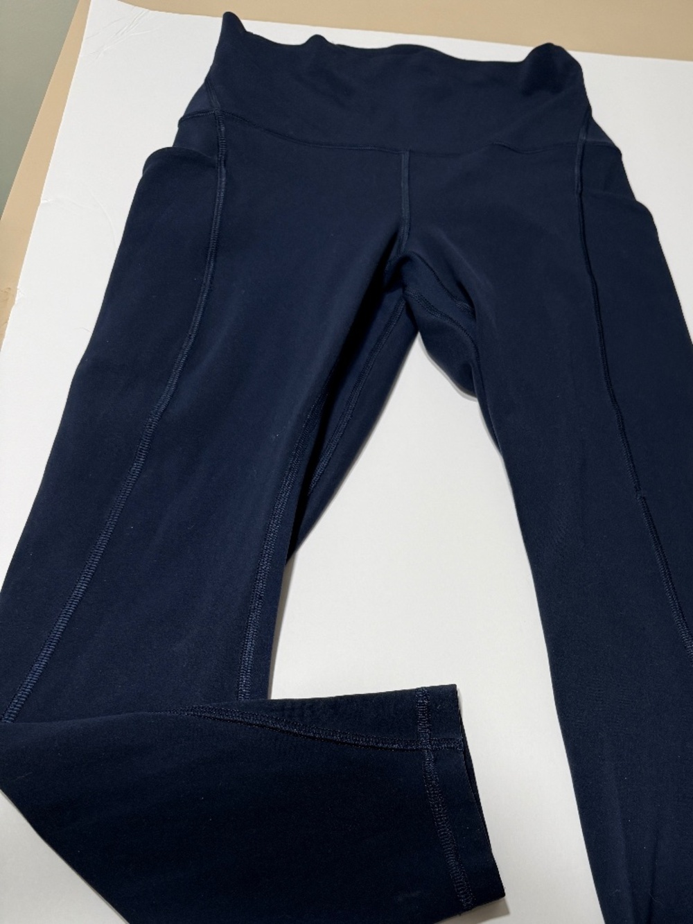 Womens Navy Blue Lululemon Leggings Size 4 - Lightly Used - 23" Inseam